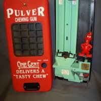 Pulver Woodpecker, Animated Gum Vendor, 1941
